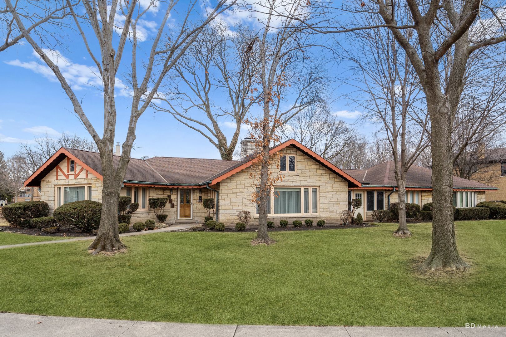 326 Evelyn Road