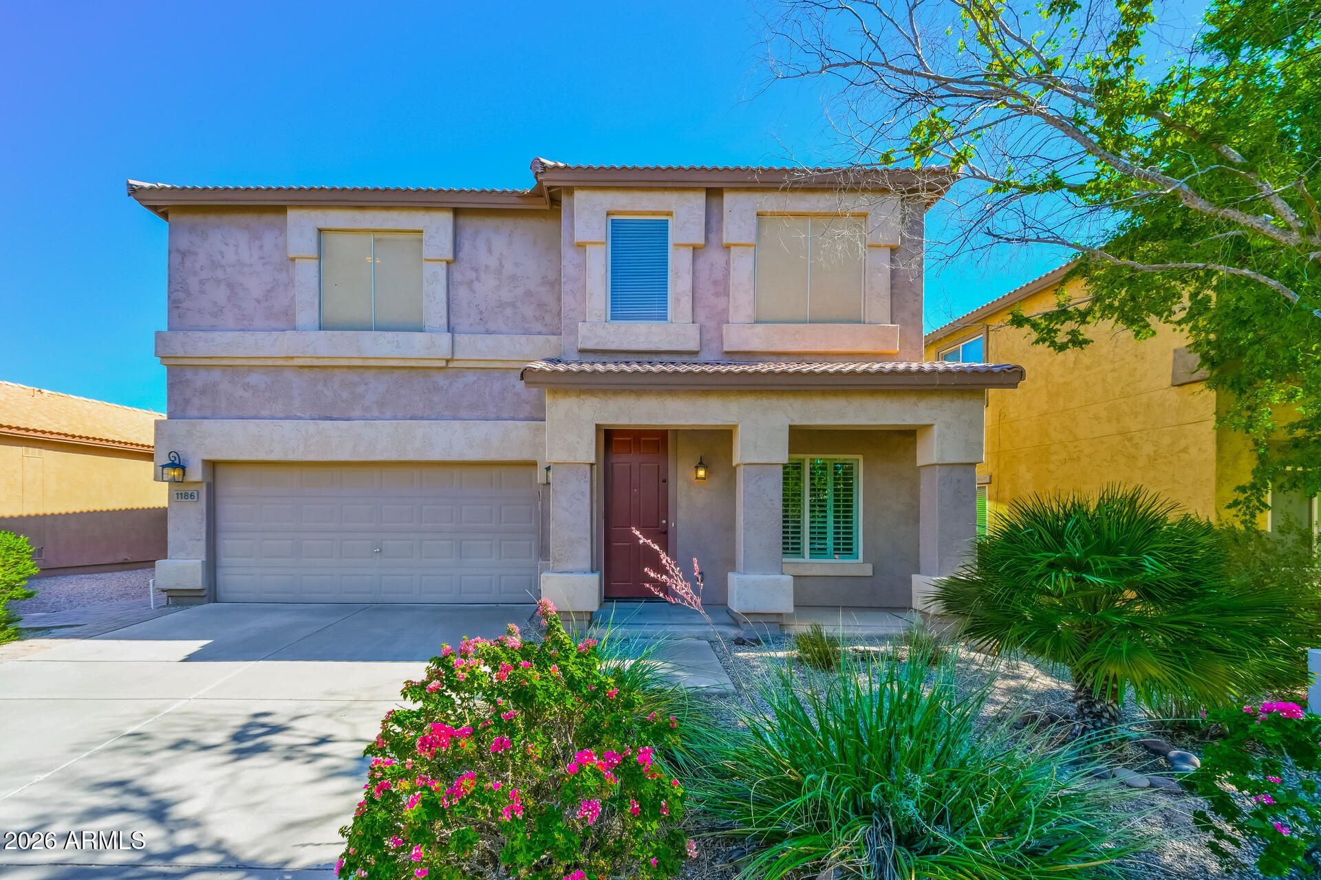 1186 E Country Crossing Way