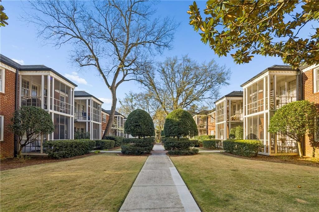 55 Delmont Drive Ne C4