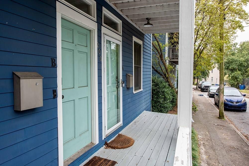 206 Reinhardt Street Se