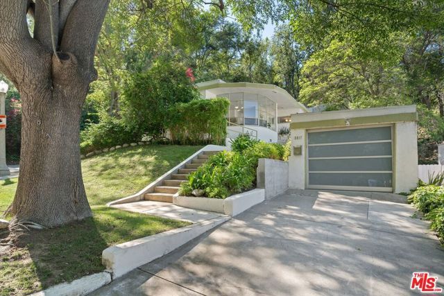 3817 Broadlawn Drive