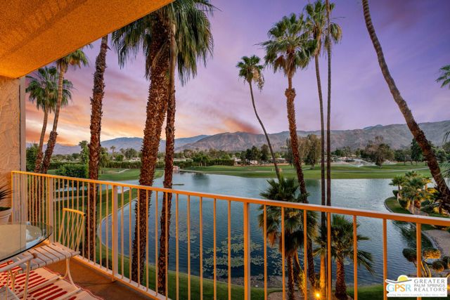 899 Island Drive 403