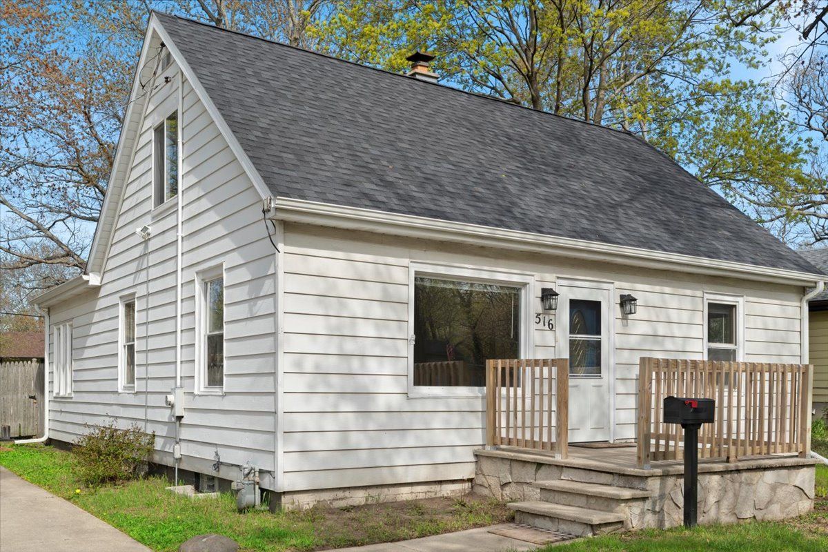 516 Whitney Avenue