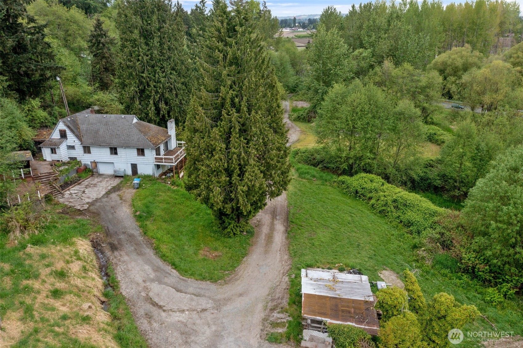 3012 W Pioneer Avenue