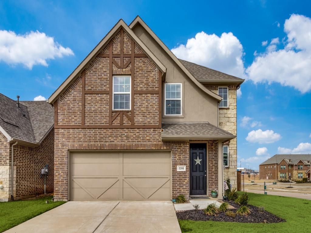 2201 Crooked Bow Drive