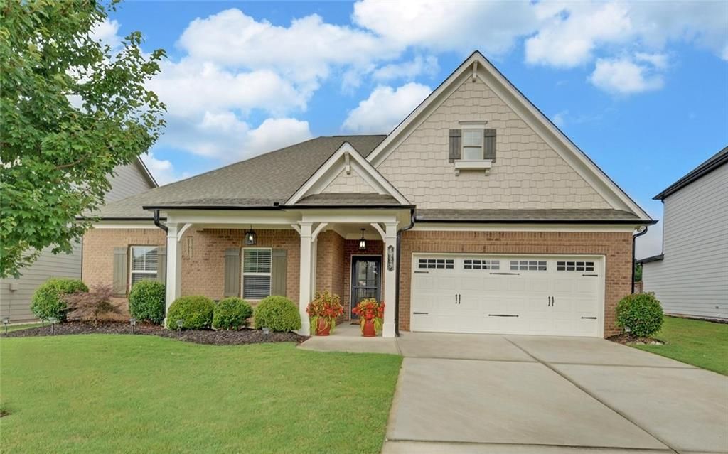 4323 Clubside Drive