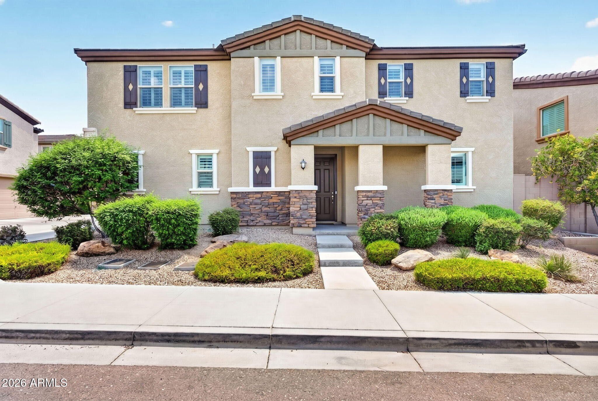 5035 E Desert Forest Trail