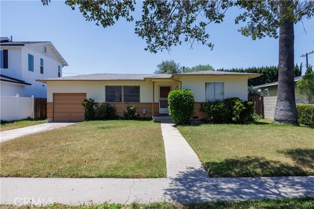 2122 Magnolia Avenue