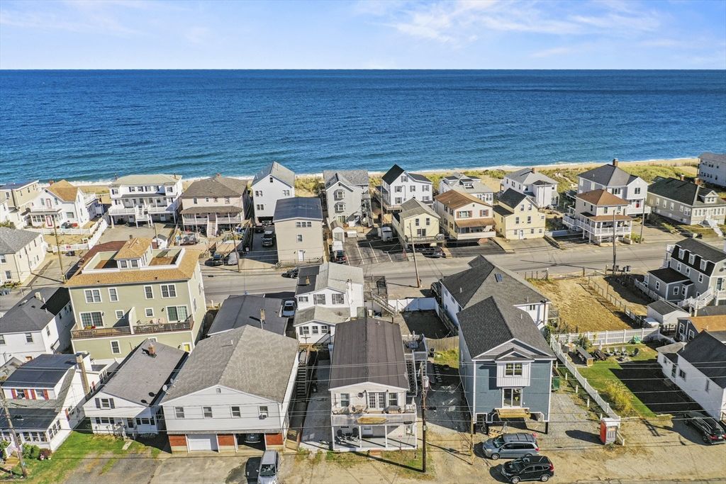 78 North End Boulevard 1