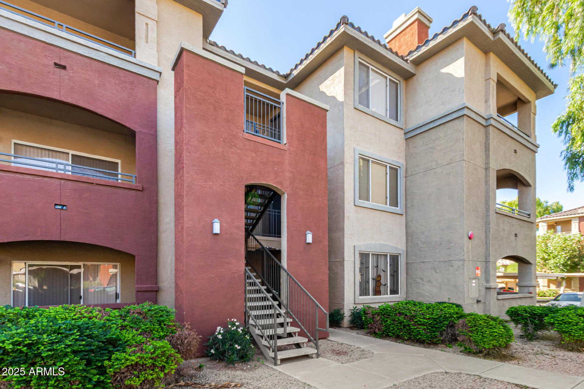 5401 E Van Buren Street 2044