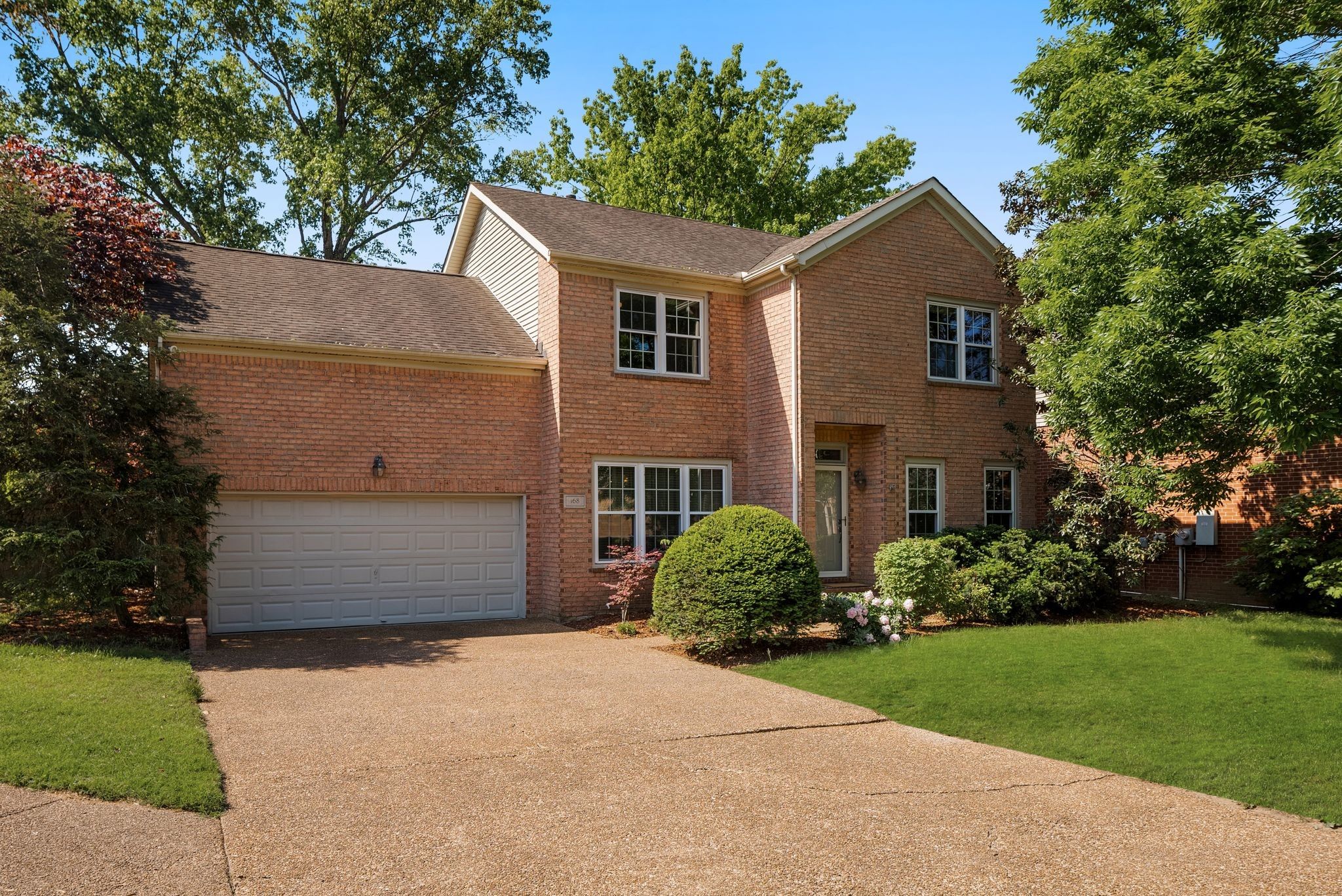 168 Clarendon Cir