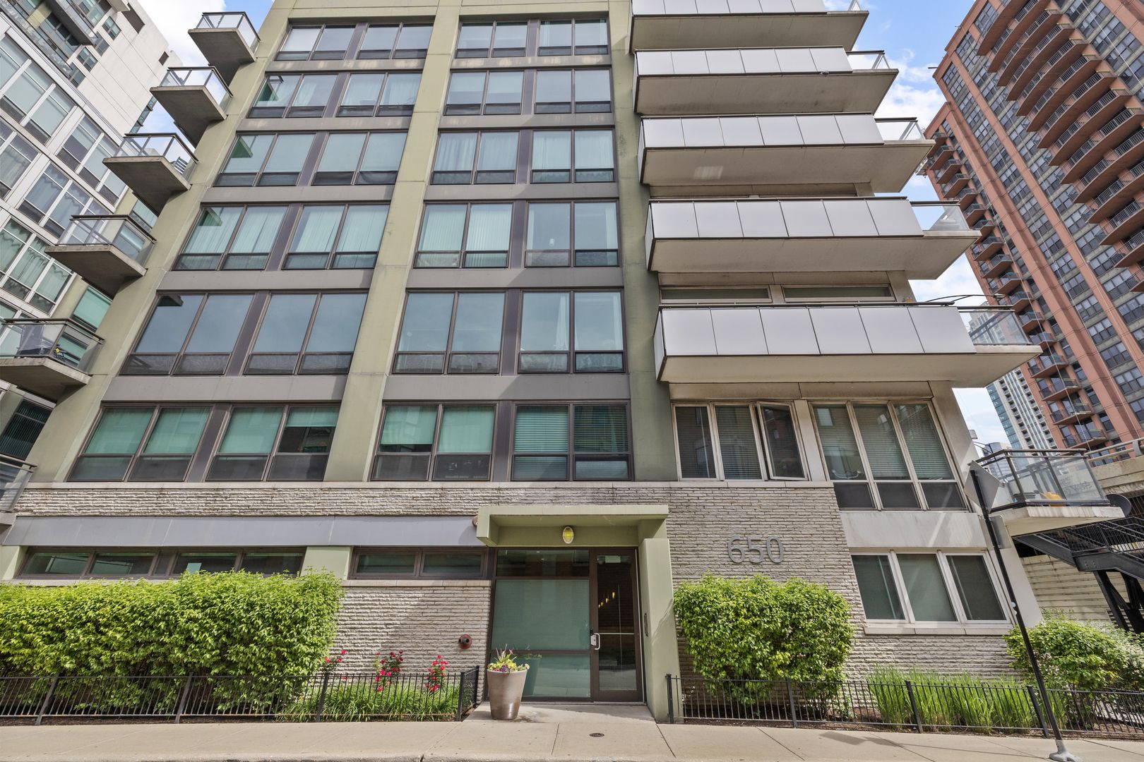 650 W Wayman Street 501C