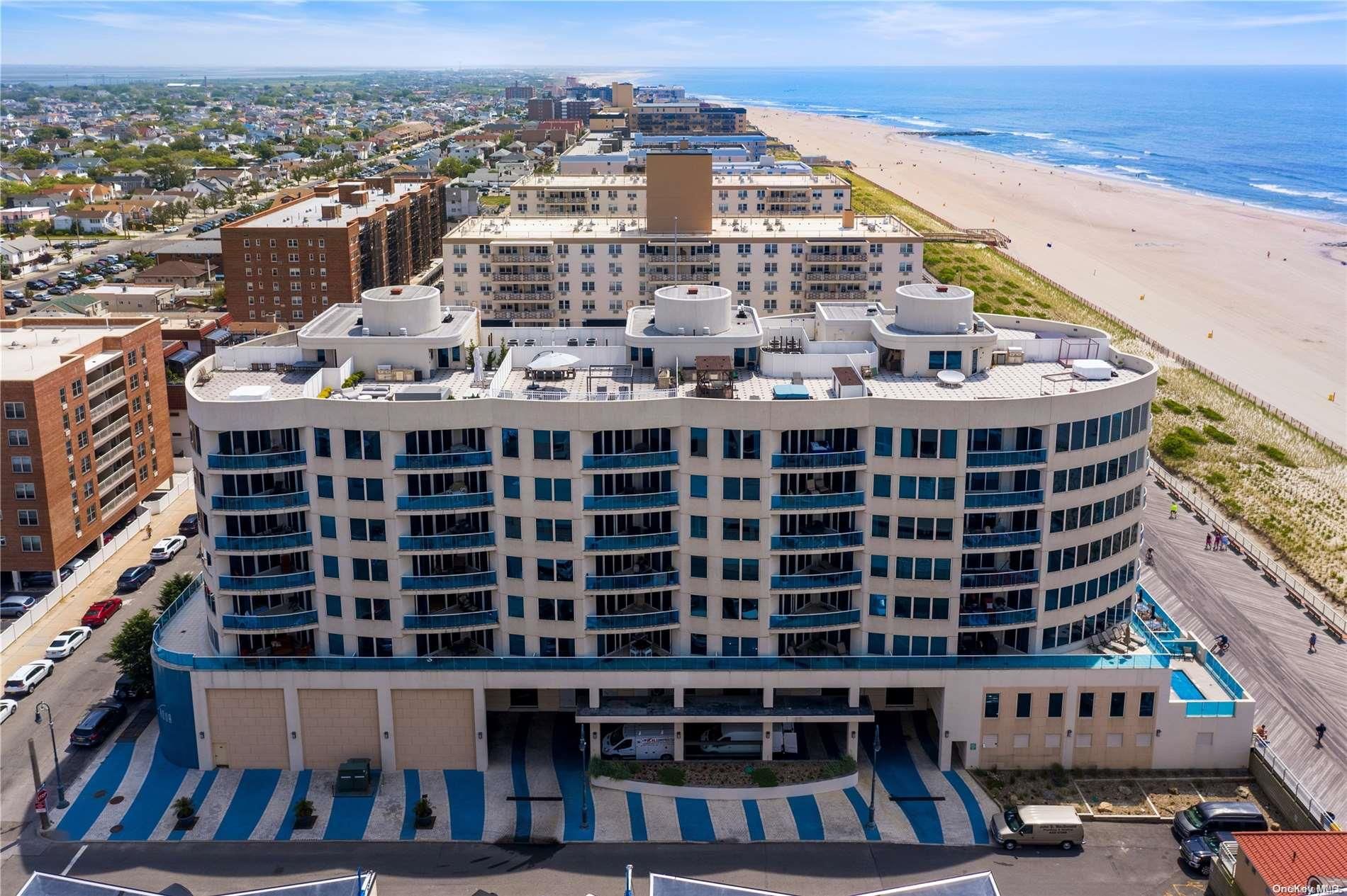 403 E Boardwalk 702