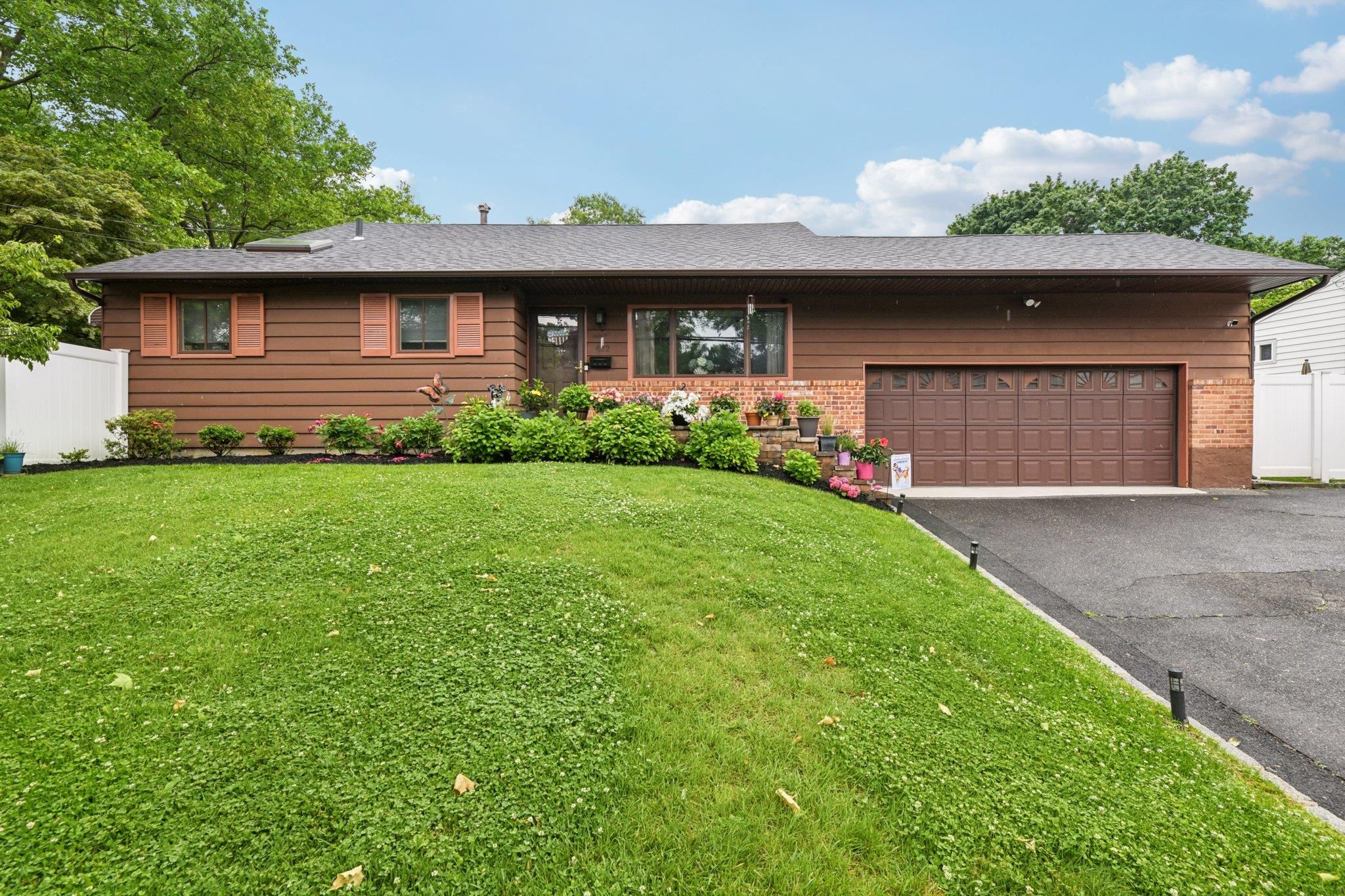 422 Old Bridge Road