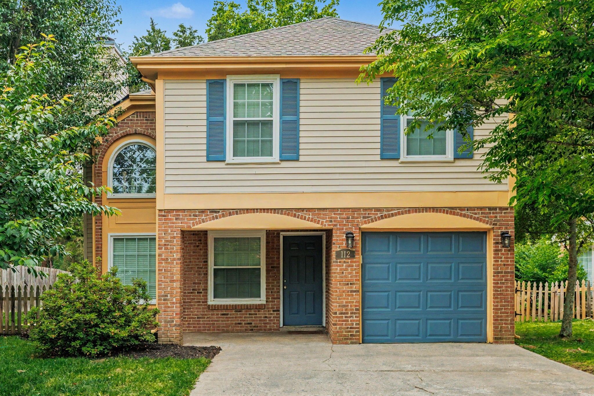 112 Meridian Ct