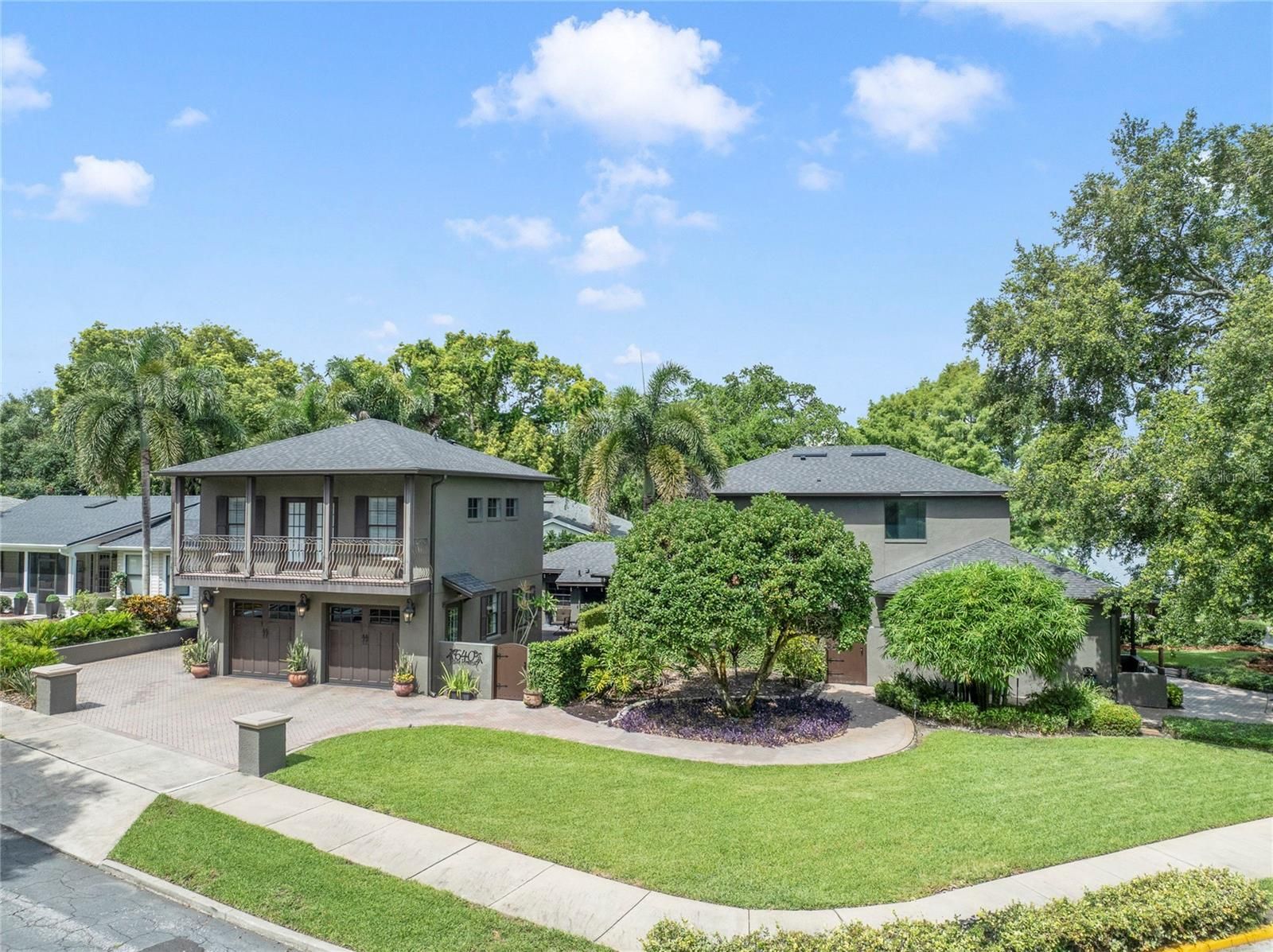 640 S Lake Formosa Drive