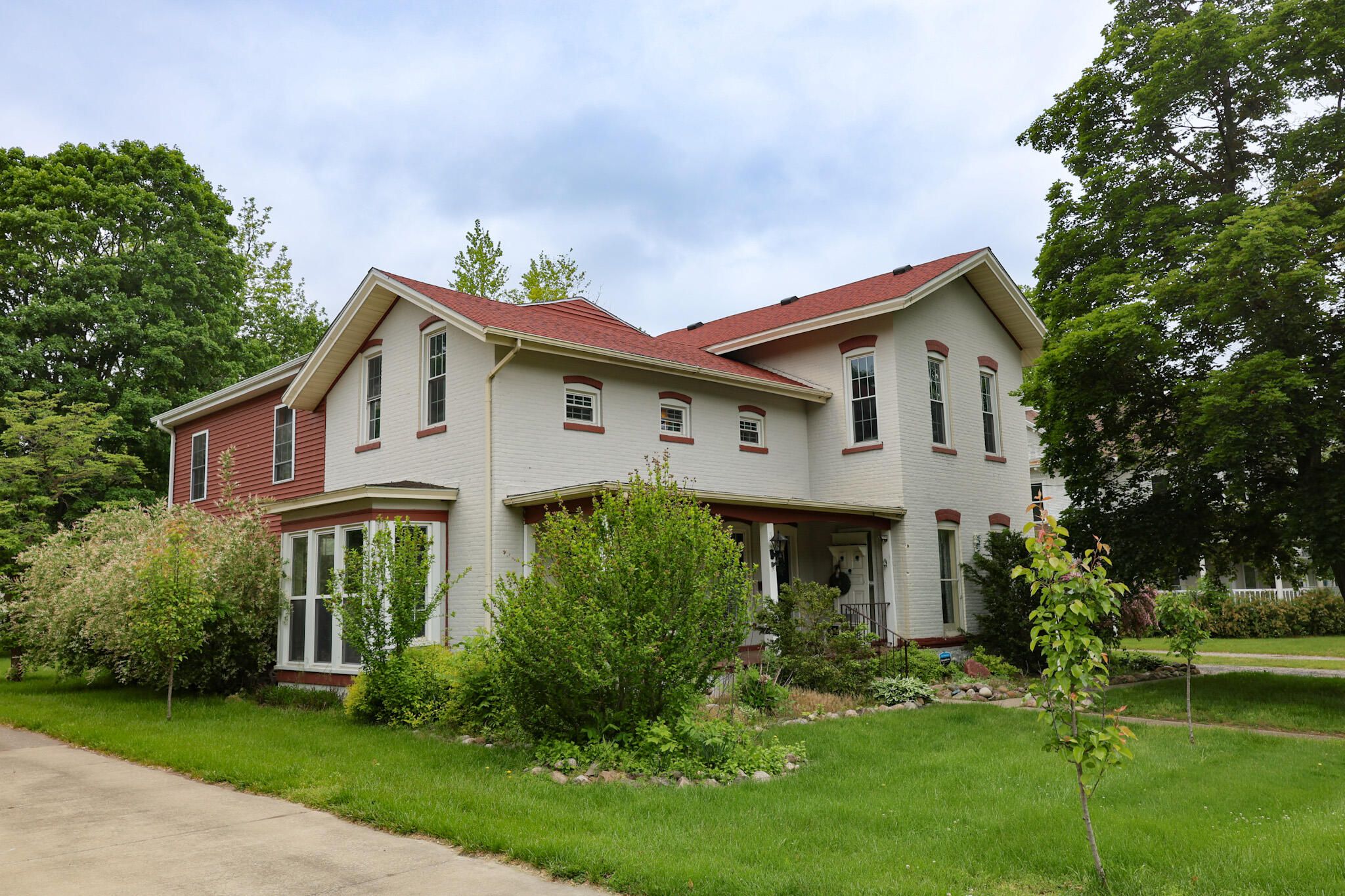 317 Evans Street