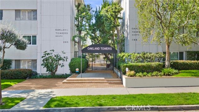 385 S Oakland Avenue 305