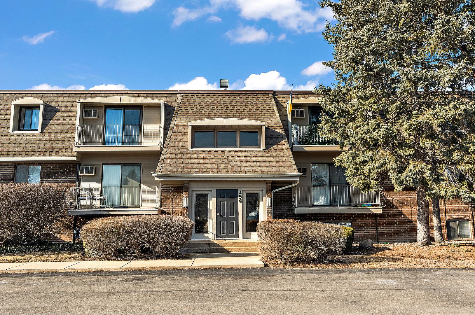 254 E Bailey Road M