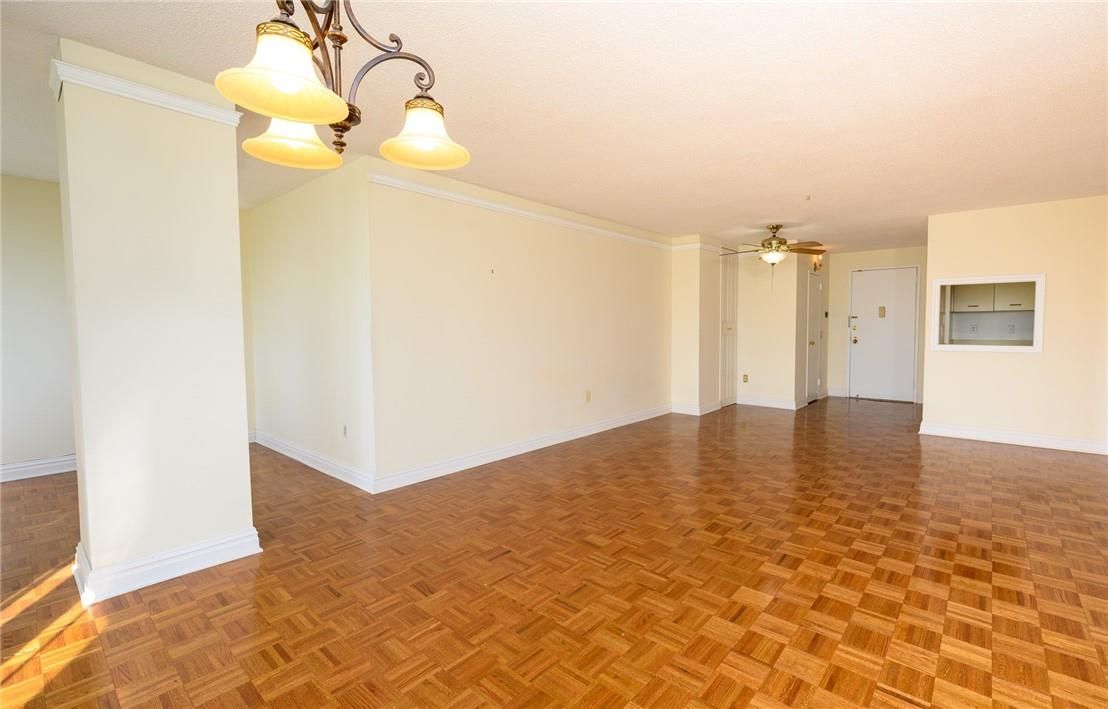 1270 North Avenue 5C