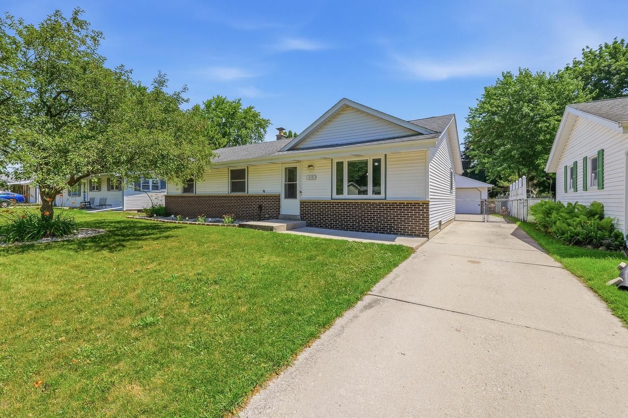 519 Scenic Drive E