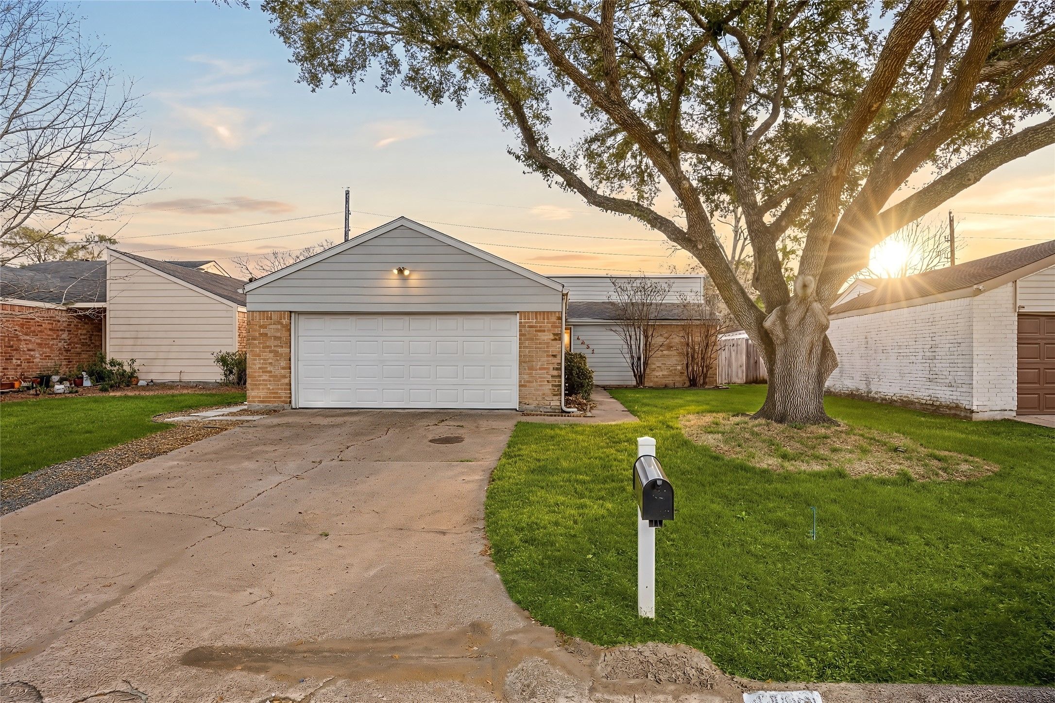 4402 Hickory Grove Drive