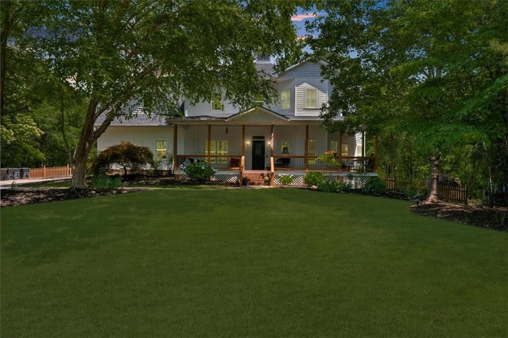9035 Walnut Cove Court