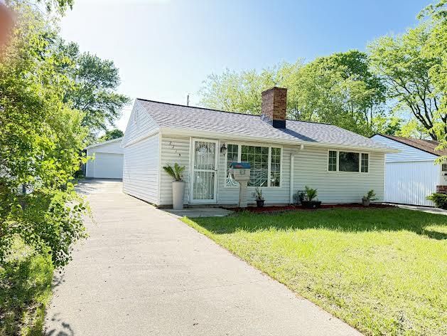 2715 S 50th Street