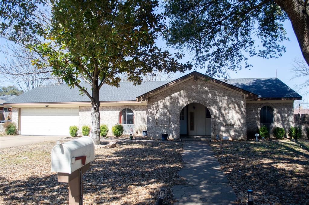 1108 Trace Road