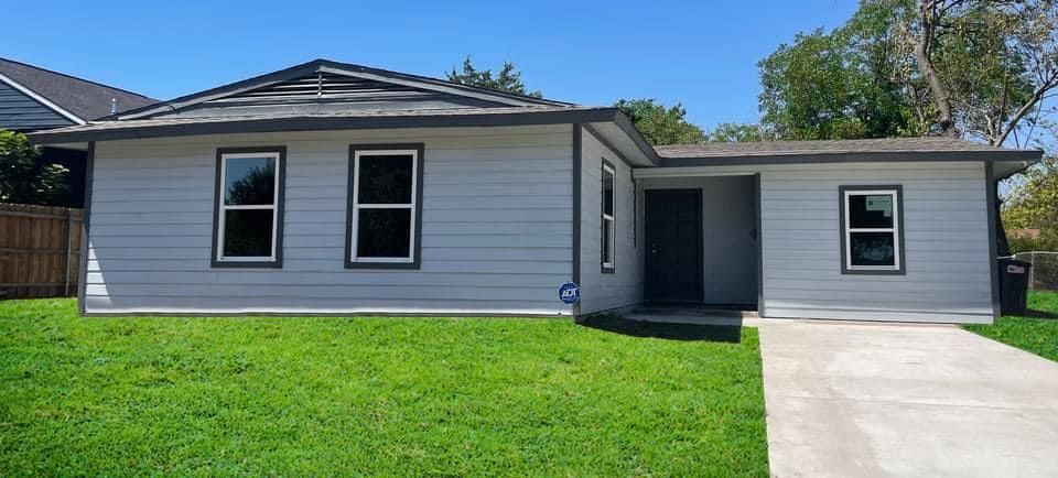 133 Darien Drive