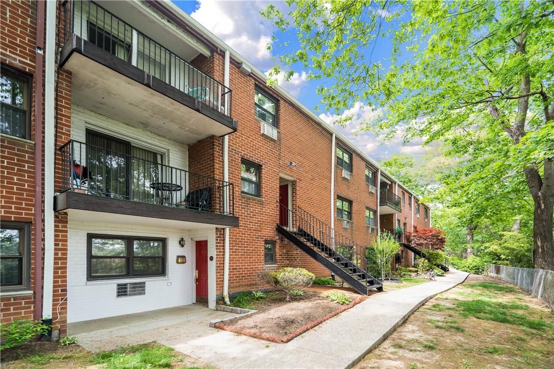51 Fieldstone Drive 64