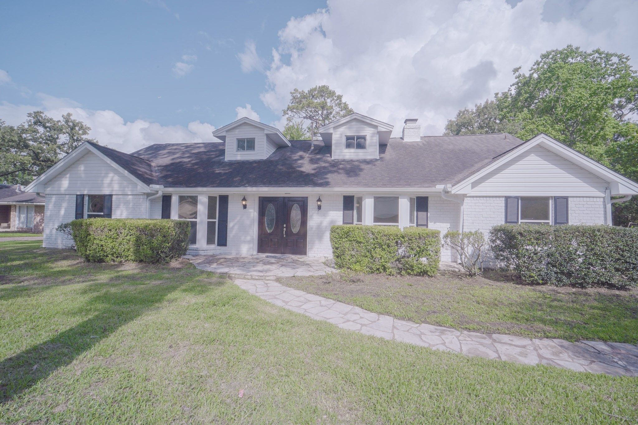1419 Chestnut Ridge Road