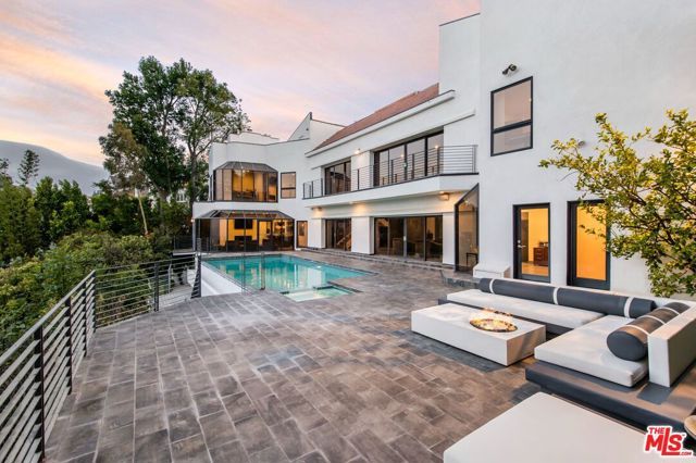 11955 Pinnacle Place