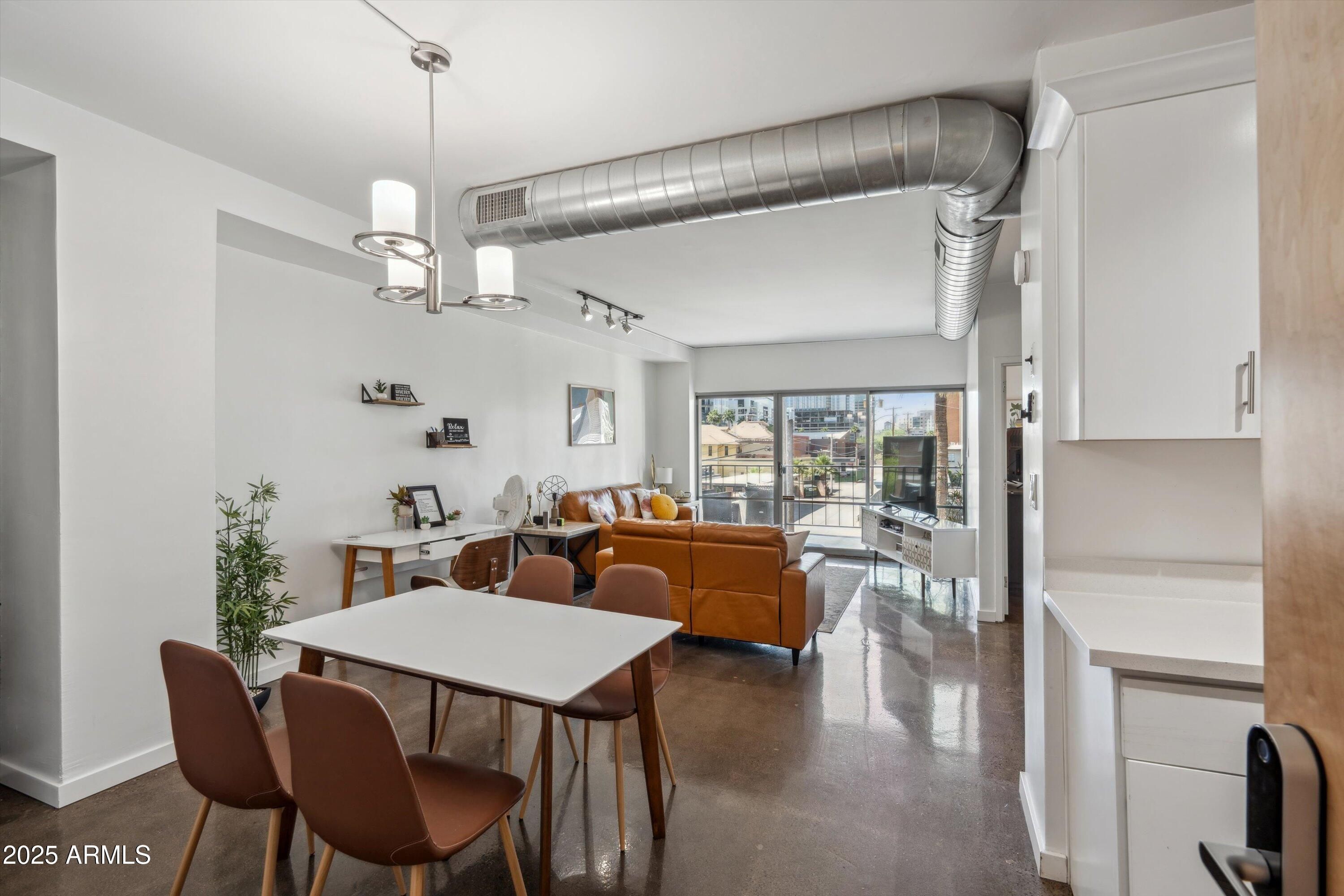 805 N 4th Avenue 208