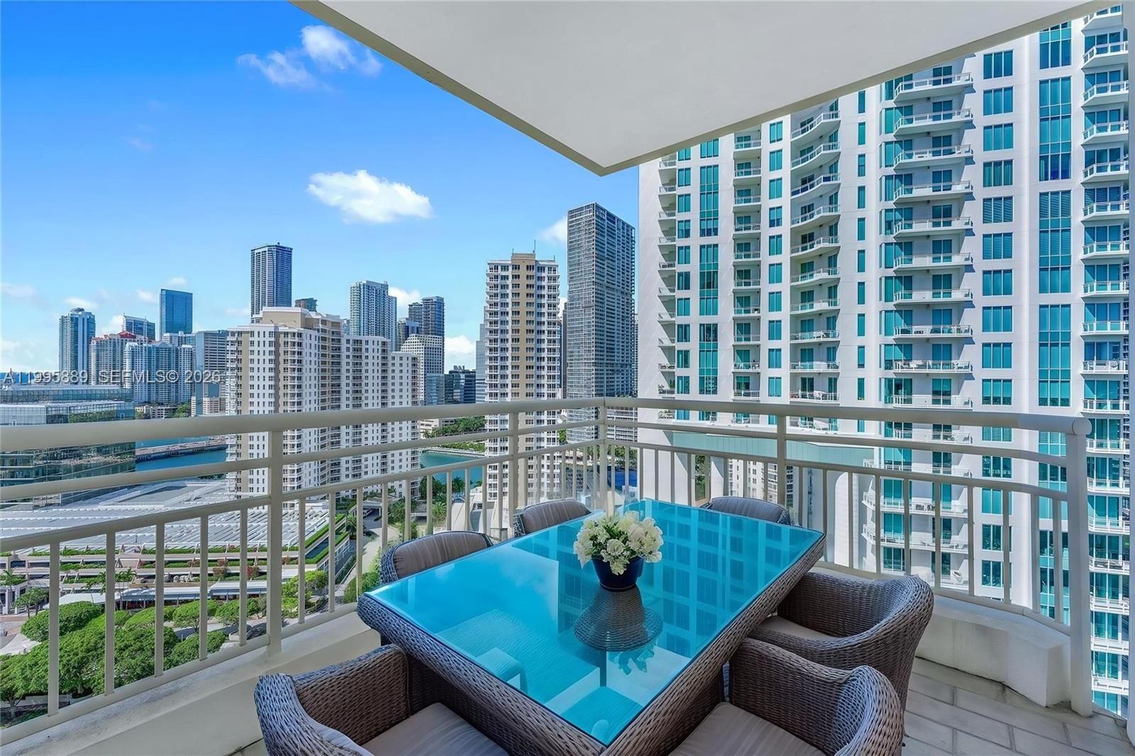 888 Brickell Key Dr 2201