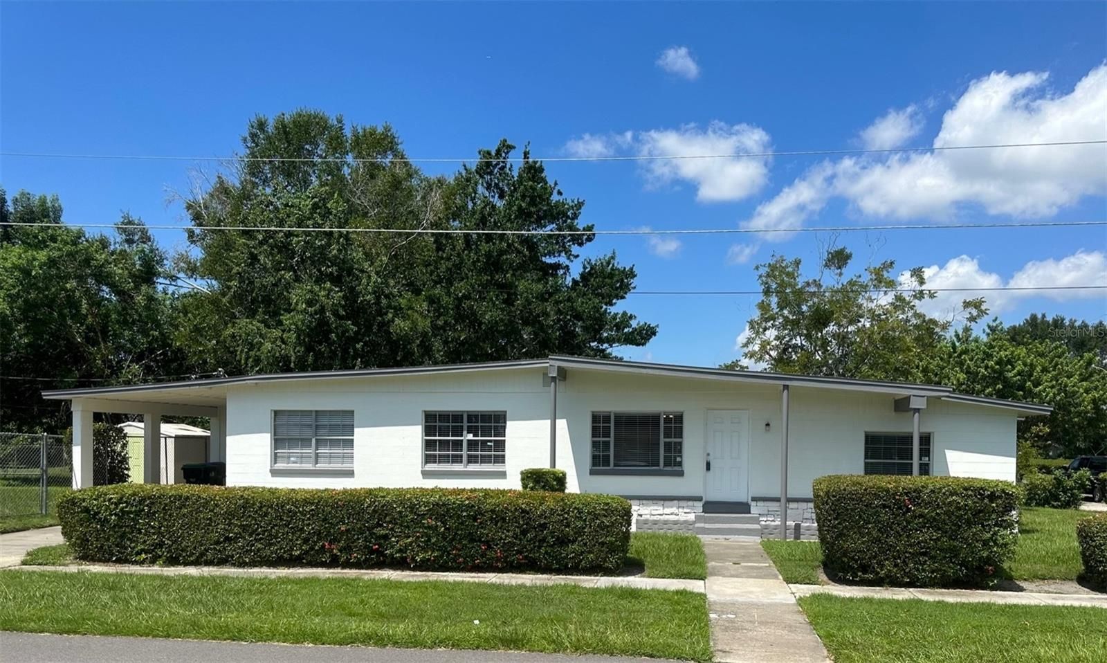 1000 Florence Avenue