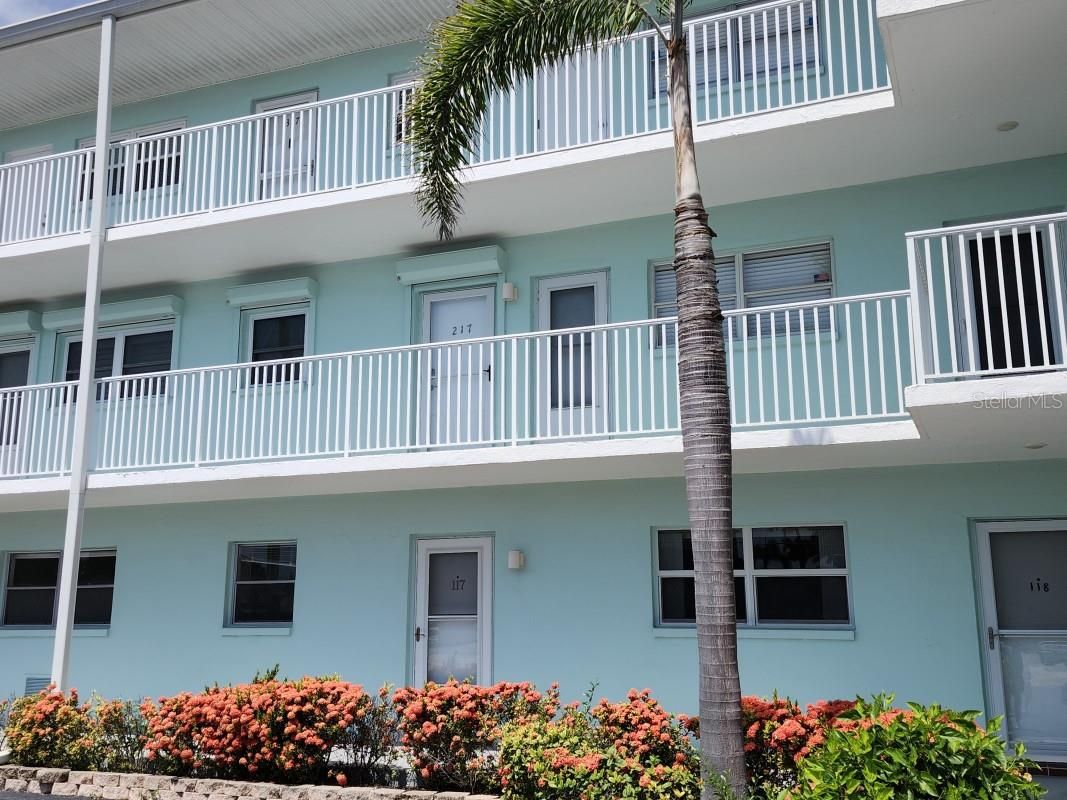 1819 Shore Drive S 217