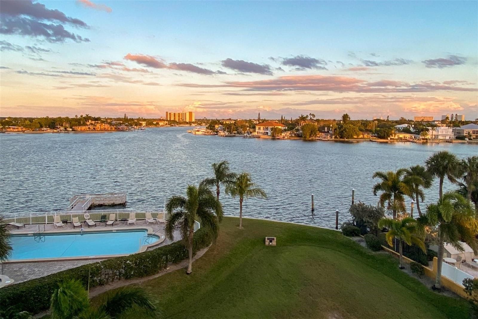 10315 Gulf Boulevard 307