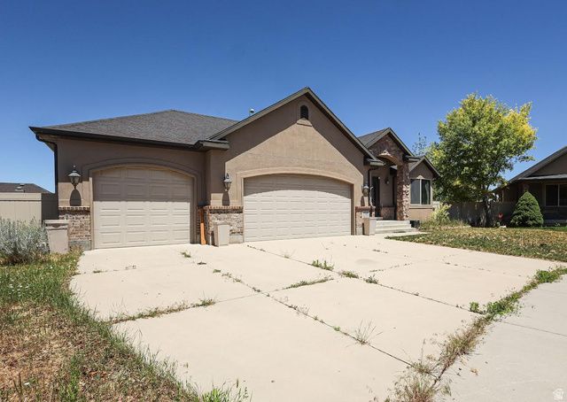 5743 S Mirador Ct W