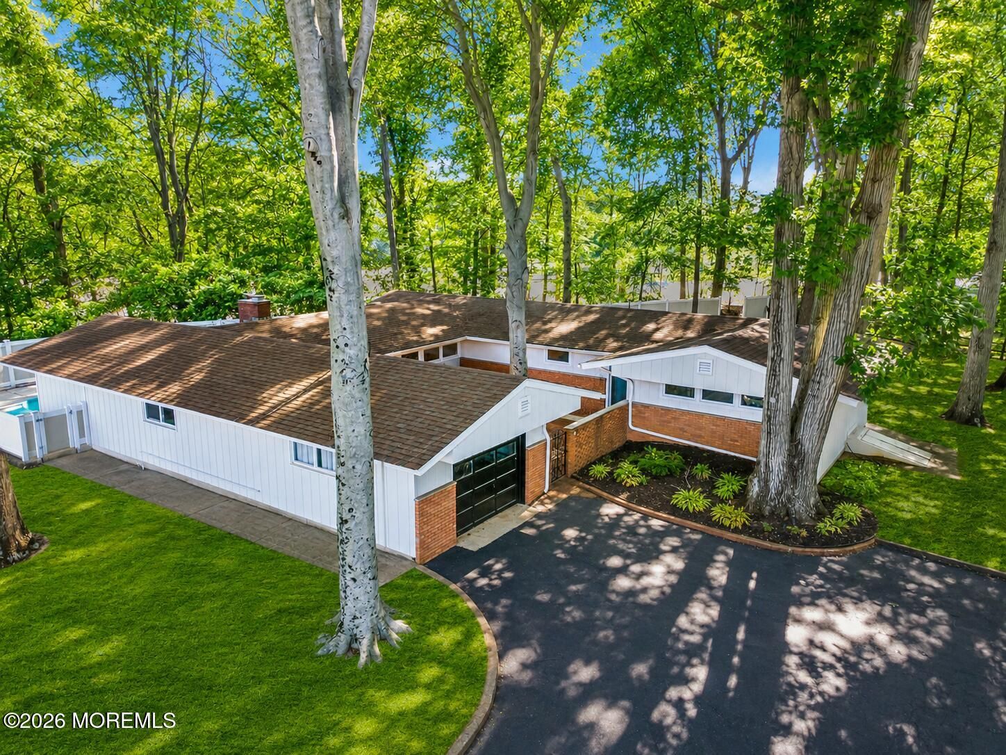 10 Woodland Terrace