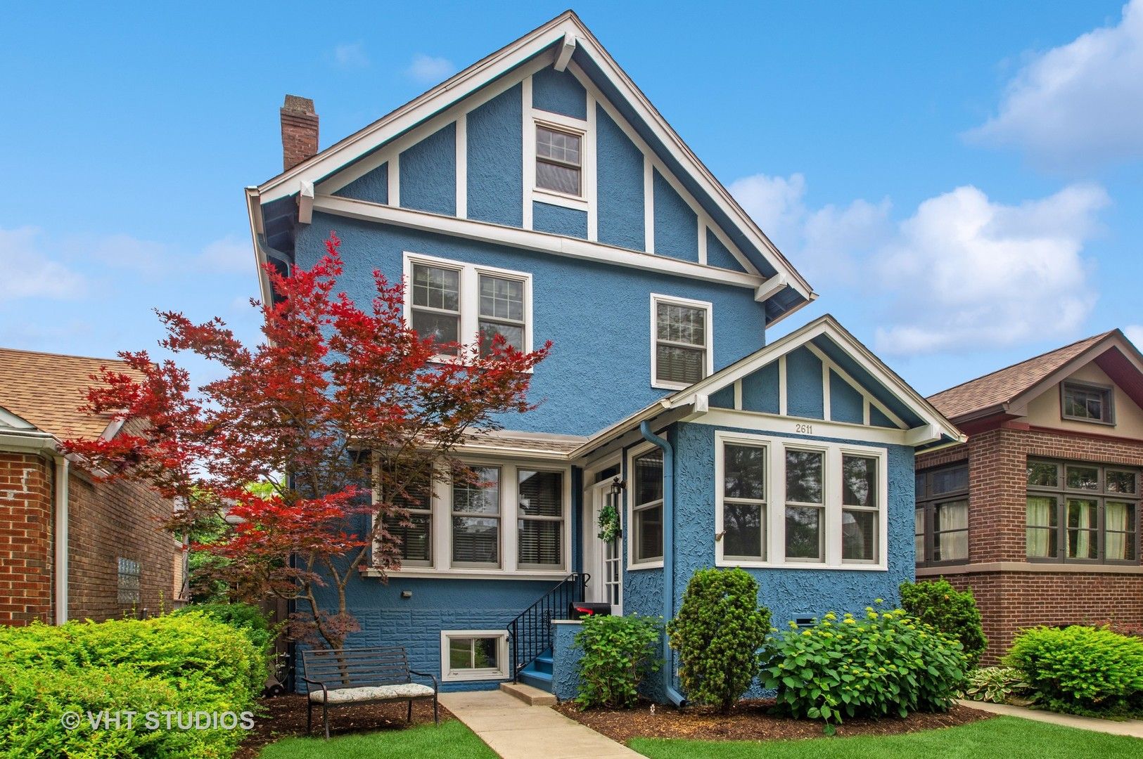 2611 W Wilson Avenue