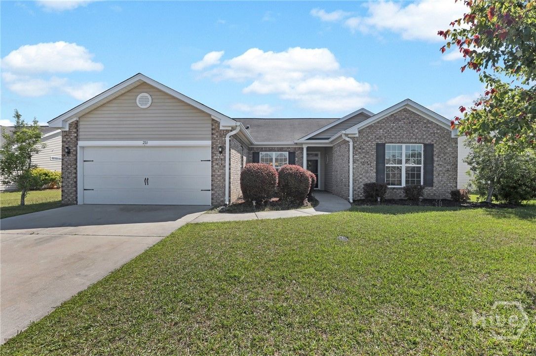 218 Willow Point Lane