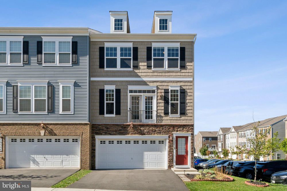 10562 Waterbury Woods Way, Manassas, 20112, Virginia Manassas