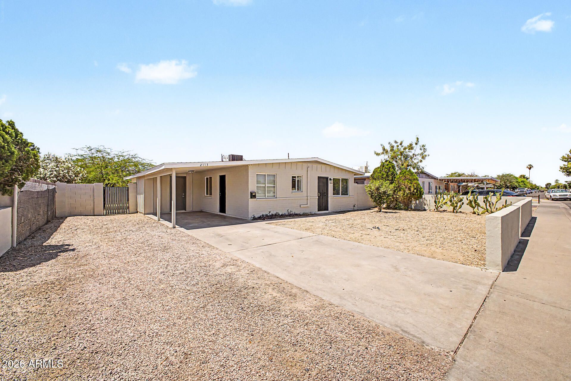 2113 W Lupine Avenue