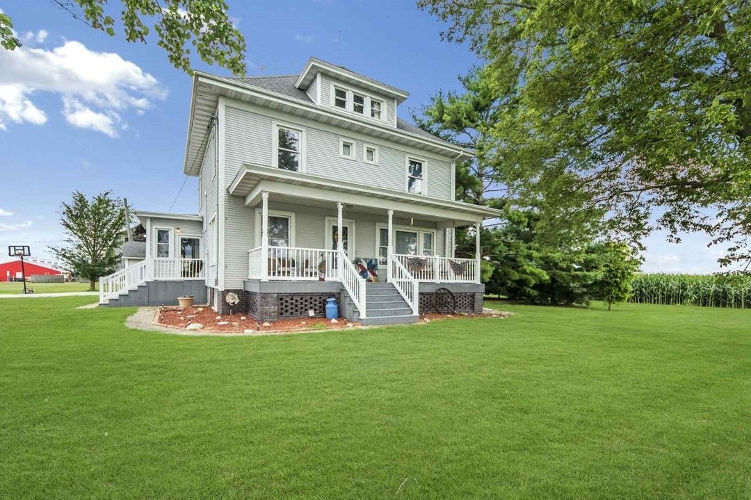 757 E 11th Road
