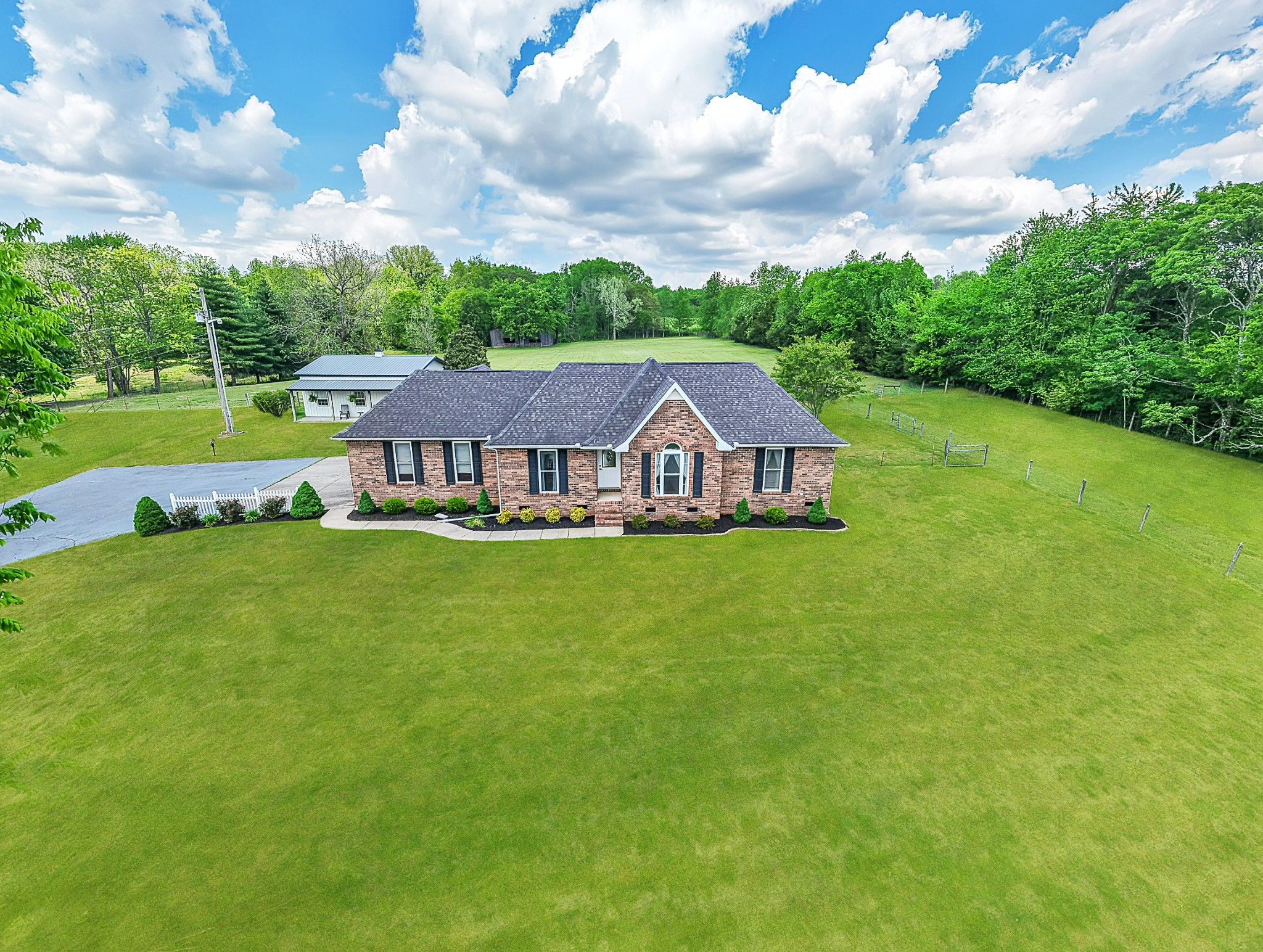 590 Allisona Rd