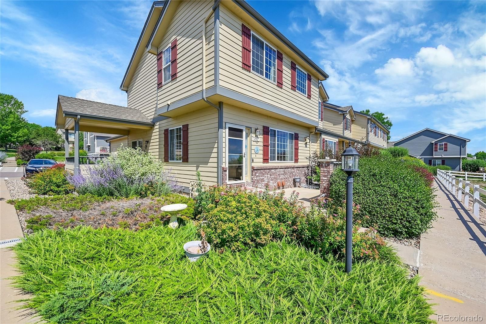 320 Strasburg Drive B10