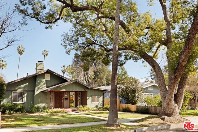 788 N Mar Vista Avenue