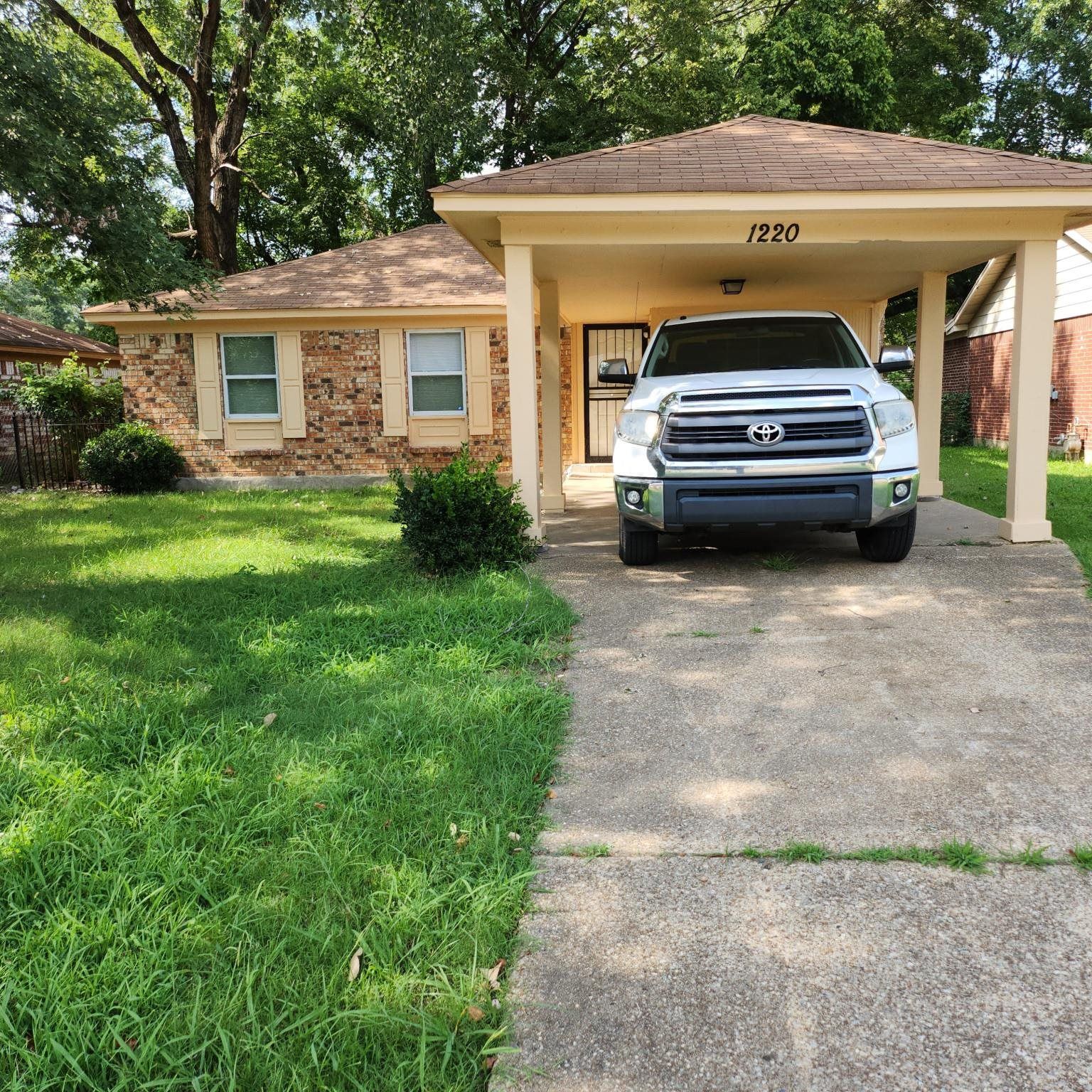 1220 Nora Rd