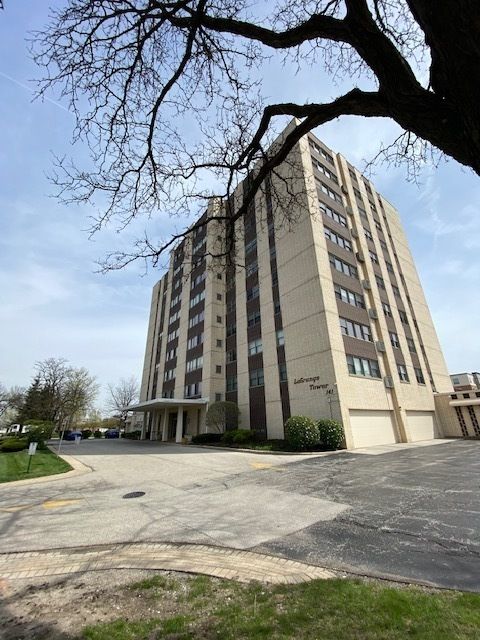 141 N La Grange Road 504